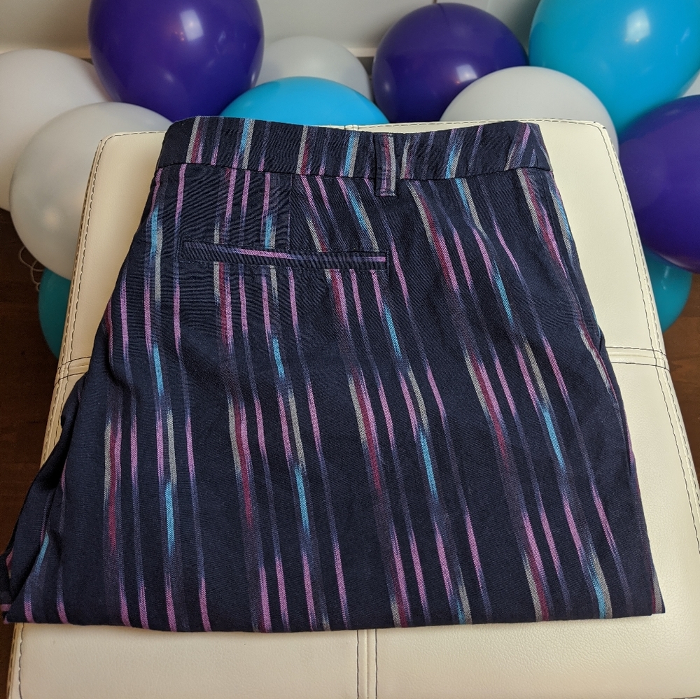 Shorts - Picture 1 of 9